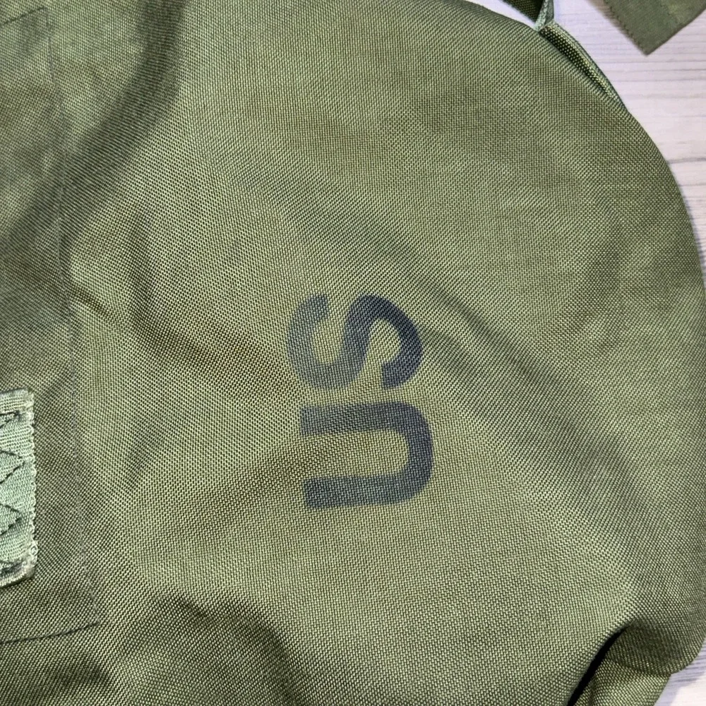 Vtg Military‎ Duffle Bag Rucksack Green Nylon Heavy Duty Army Issued Grunge WORN